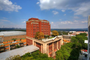 Vantage Rosebank